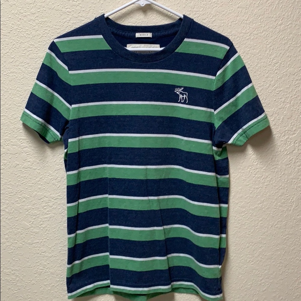 Men’s A&F short Sleeve tee, muscle